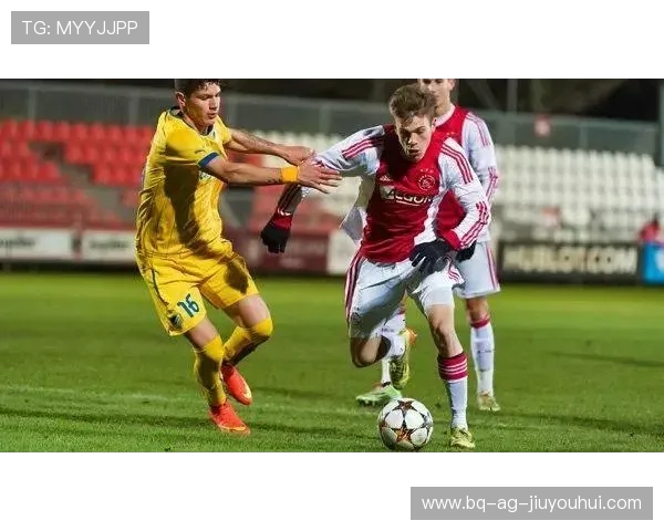 全面解析足球小智俱乐部最新成员名单构成特点与未来发展亮点揭示